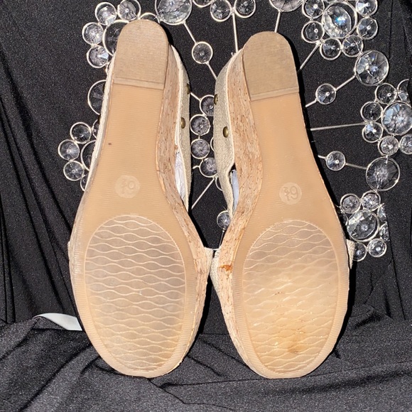 Merona Gold Wedges - Picture 4 of 5